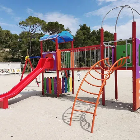 Holiday home Danyja Mobilehome *
