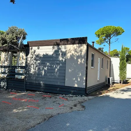 Danyja Mobilehome Biograd Na Moru