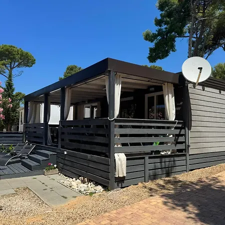 Casa vacanze Danyja Mobilehome Biograd Na Moru