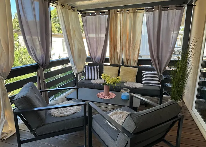 Danyja Mobilehome Биоград-на-Мору